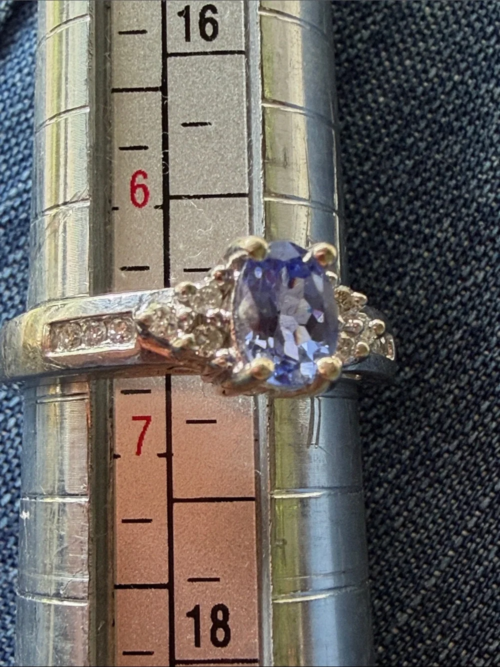 14KT WHITE GOLD  Lavender Sapphire Ring with Side diamonds